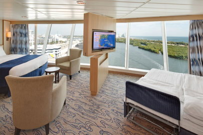 Freedom of the Seas Ocean View Panoramic Suite (No Balcony)