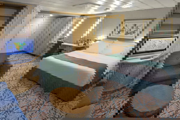 Grandeur of the Seas Cabin Image