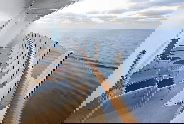 Harmony of the Seas Cabin Image