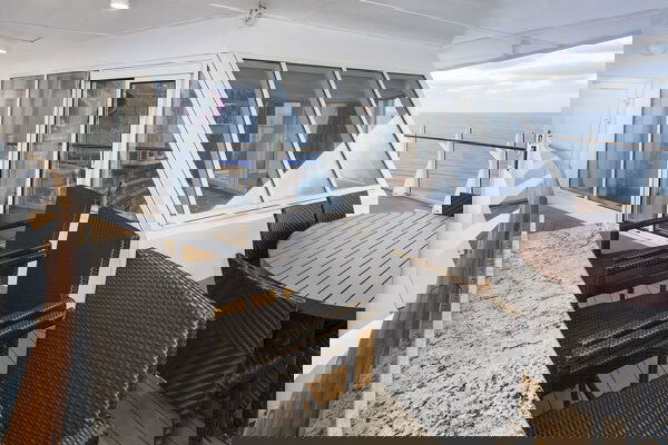 Harmony of the Seas Cabin Image