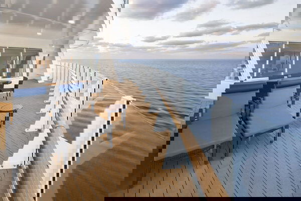 Harmony of the Seas Cabin Image