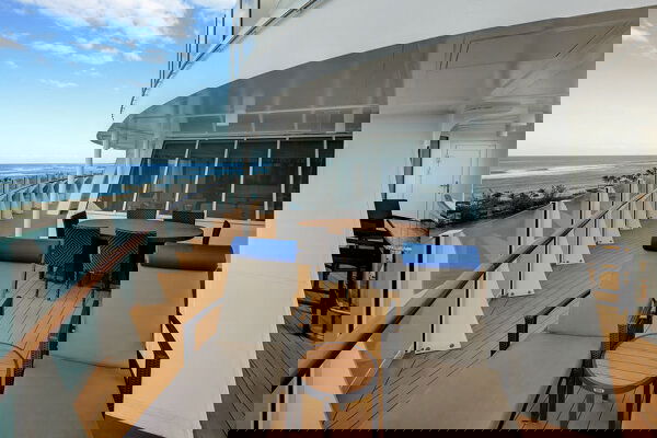 Harmony of the Seas Cabin Image