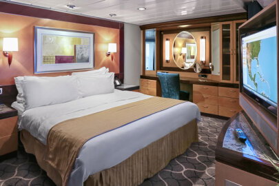 Liberty of the Seas Owner's Suite - 1 Bedroom