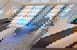 Mariner of the Seas Sunset Junior Suite