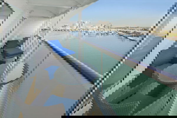 Navigator of the Seas Cabin Image