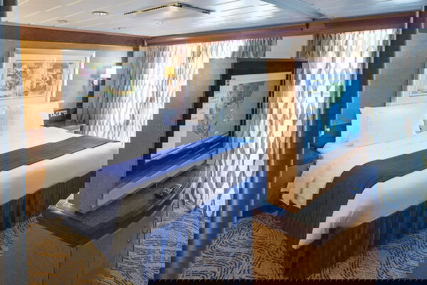 Navigator of the Seas Cabin Image