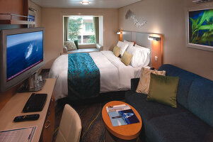 Oasis of the Seas Central Park View Interior