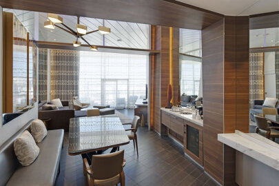 Oasis of the Seas Owner's Panoramic Suite