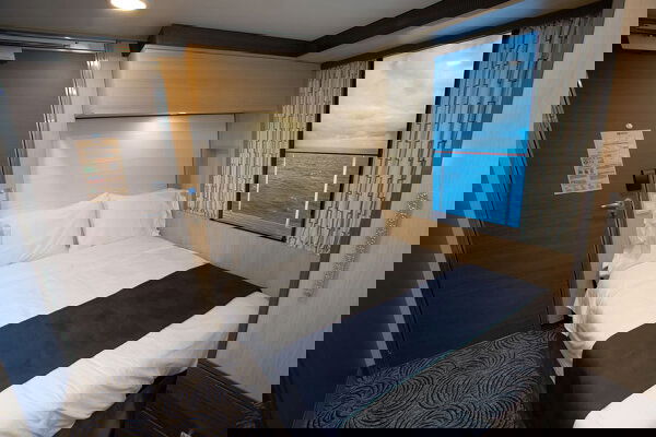 Ovation of the Seas Cabin Image