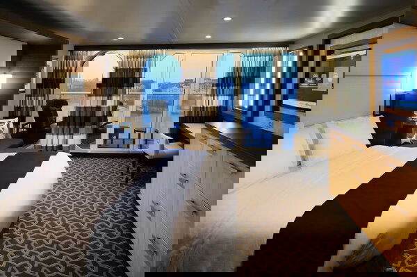 Ovation of the Seas Cabin Image