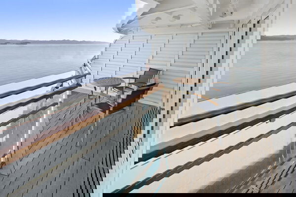 Radiance of the Seas Cabin Image