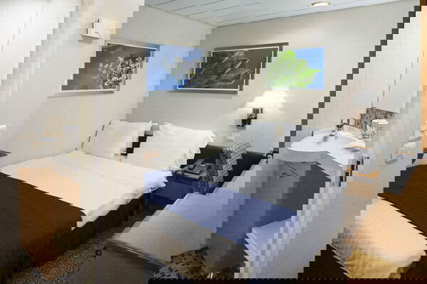 Radiance of the Seas Cabin Image