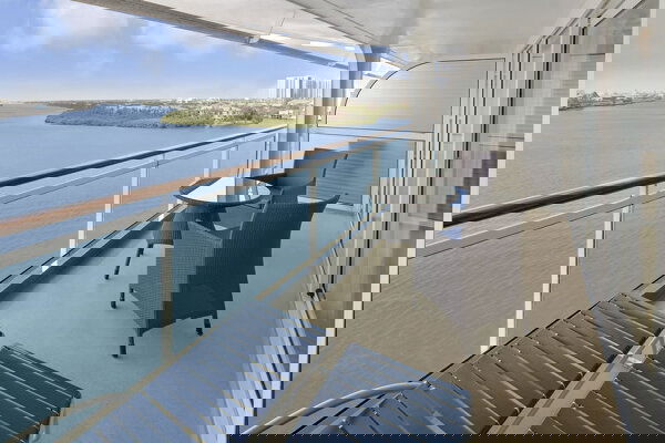 Rhapsody of the Seas Cabin Image