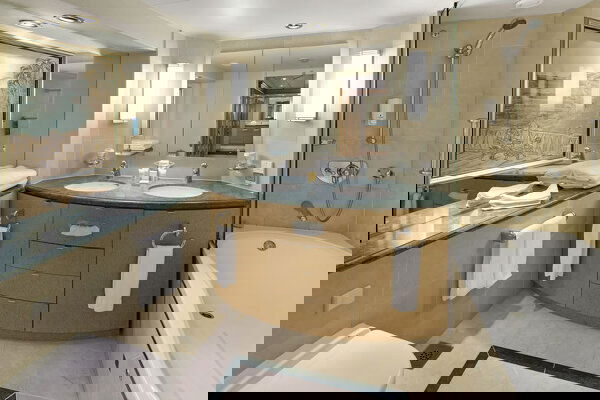 Rhapsody of the Seas Cabin Image