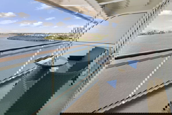 Rhapsody of the Seas Cabin Image