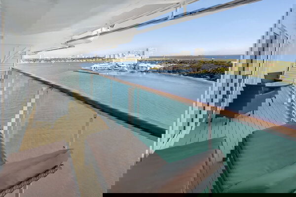 Serenade of the Seas Cabin Image