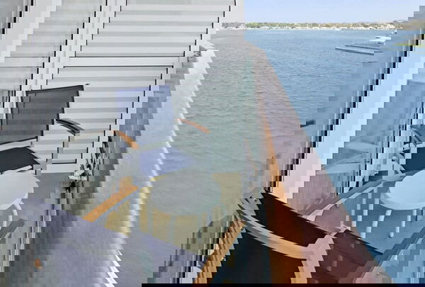 Serenade of the Seas Cabin Image