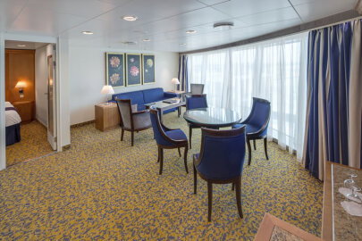Serenade of the Seas Ocean View Suite - 2 Bedroom (No Balcony)