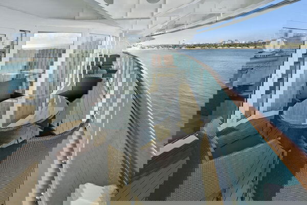 Serenade of the Seas Cabin Image