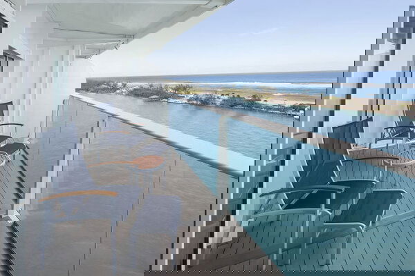 Symphony of the Seas Cabin Image