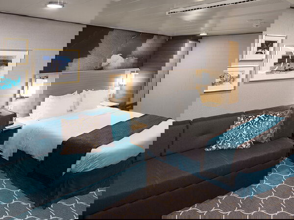 Symphony of the Seas Cabin Image