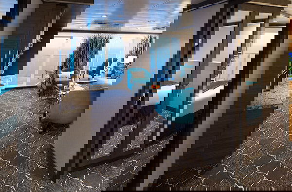 Symphony of the Seas Cabin Image