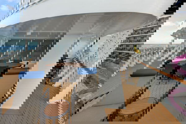 Symphony of the Seas Cabin Image