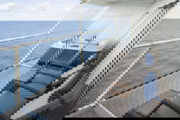 Symphony of the Seas Cabin Image