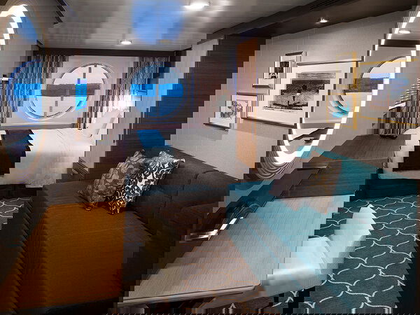 Symphony of the Seas Cabin Image