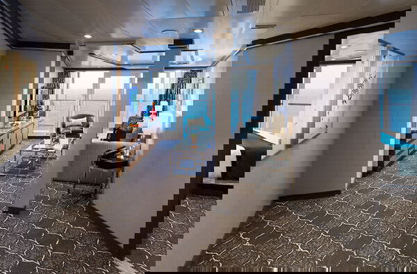 Symphony of the Seas Cabin Image