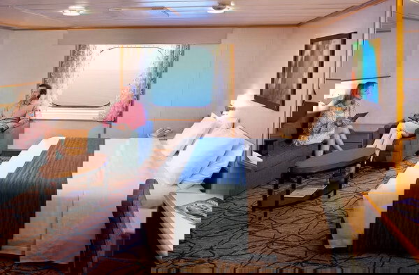 Vision of the Seas Cabin Image