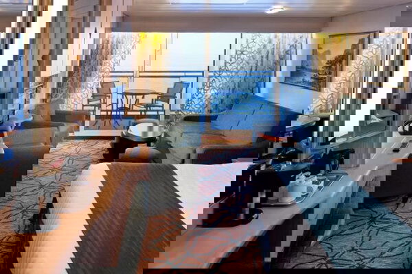 Vision of the Seas Cabin Image