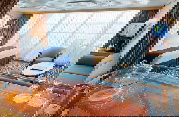 Vision of the Seas Cabin Image