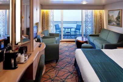 Vision of the Seas Spacious Ocean View Balcony