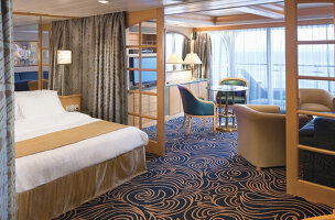 Vision of the Seas Owner's Suite - 1 Bedroom