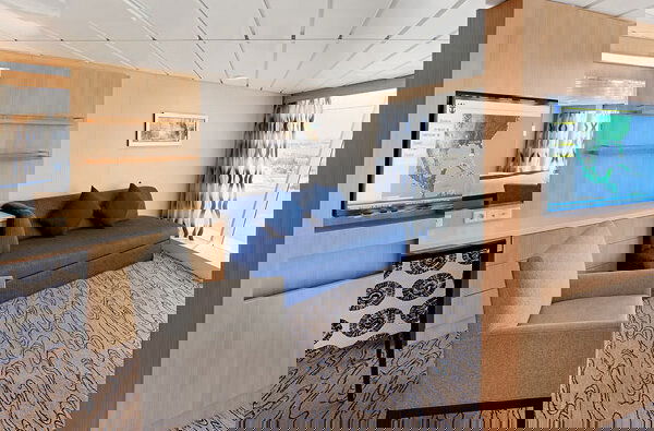 Voyager of the Seas Cabin Image