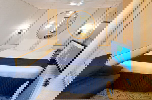 Voyager of the Seas Cabin Image