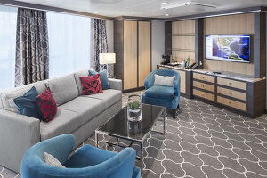 Wonder of the Seas AquaTheater Suite