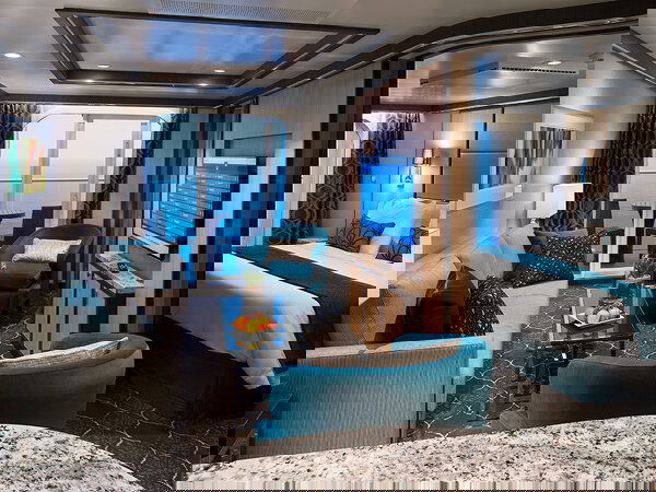 Wonder of the Seas Cabin Image