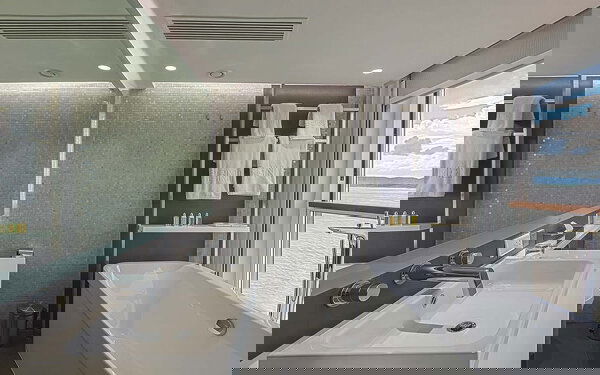 Scenic Aura Cabin Image