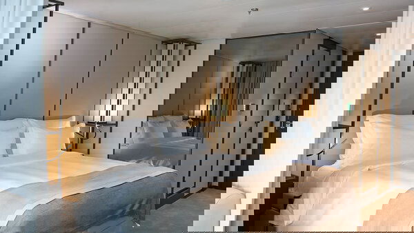 Scenic Eclipse I Cabin Image