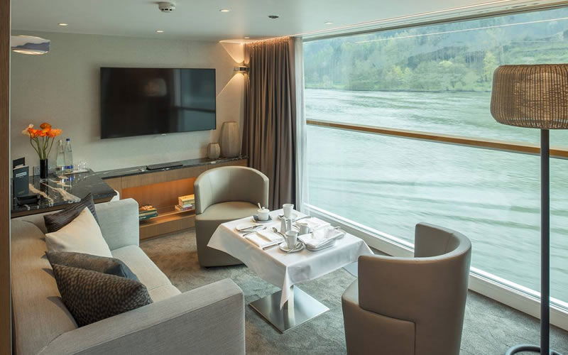 Scenic Sapphire - Reviews, Deckplans & Cruise Schedule - Scenic