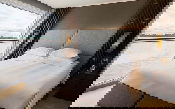 Scenic Spirit Cabin Image