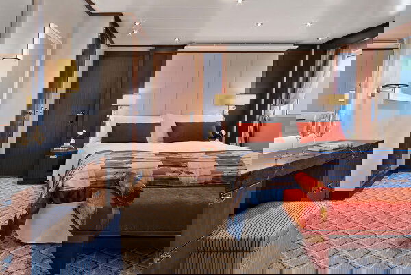 Seabourn Encore Cabin Image