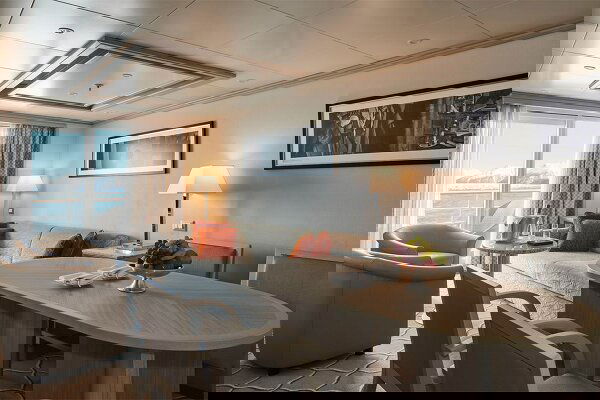 Silver Cloud Cabin Image