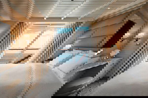 Silver Cloud Cabin Image