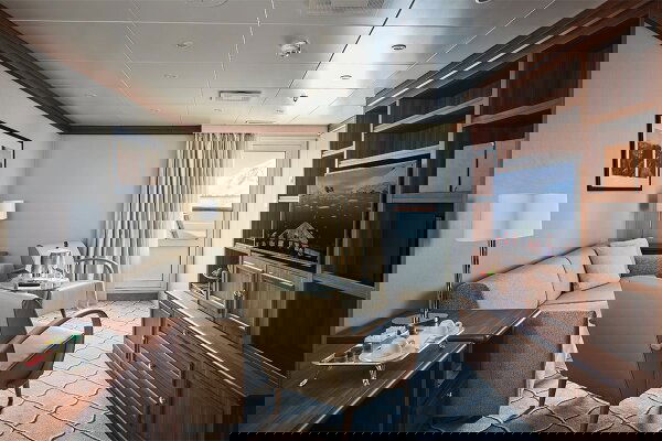 Silver Explorer Cabin Image