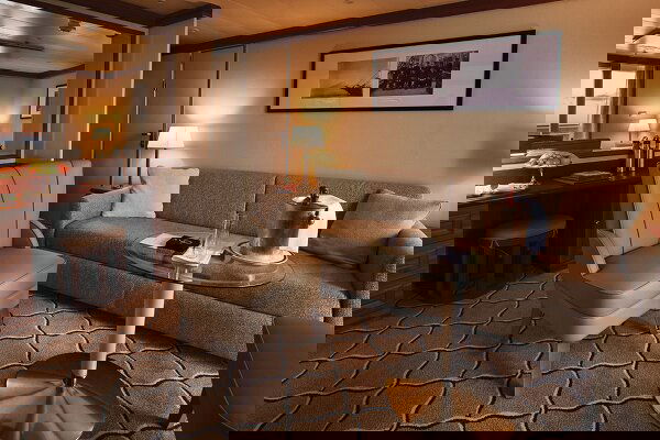 Silver Explorer Cabin Image