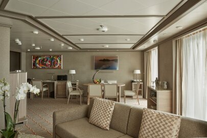 Silver Moon Grand Suite