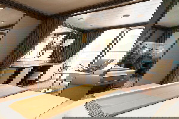 Silver Muse Cabin Image